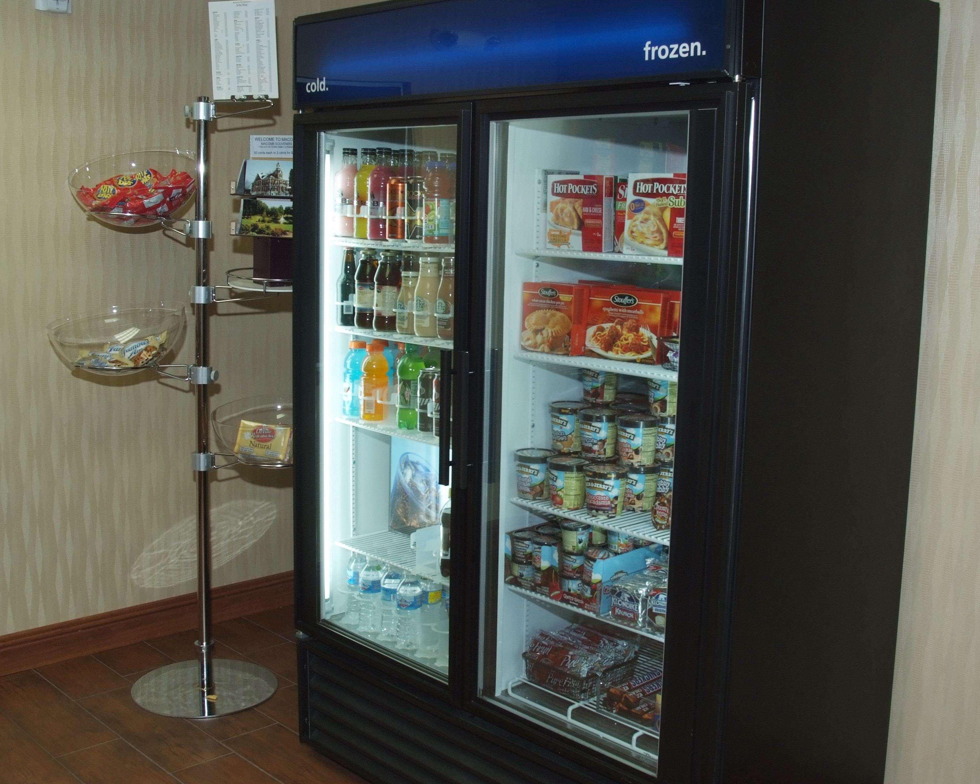 Hampton Inn Macomb Einrichtungen foto