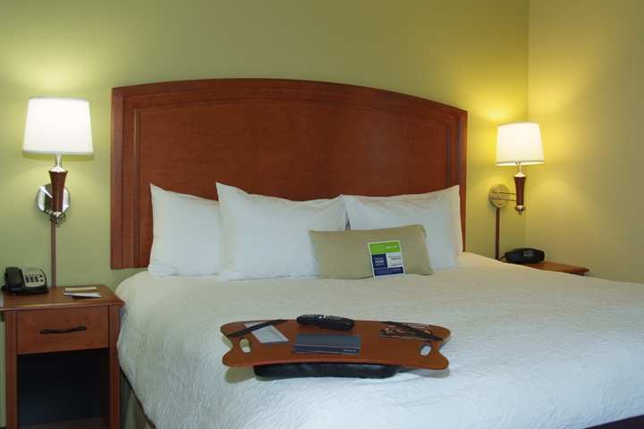 Hampton Inn Macomb Zimmer foto