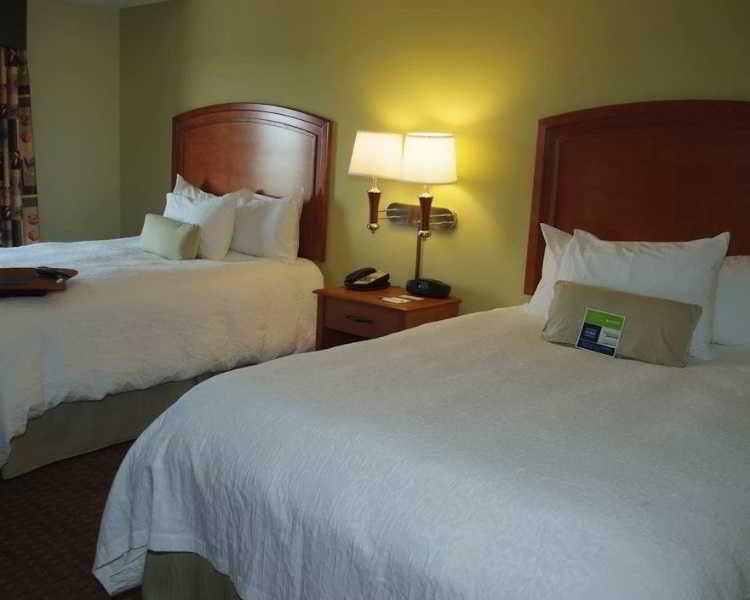 Hampton Inn Macomb Zimmer foto